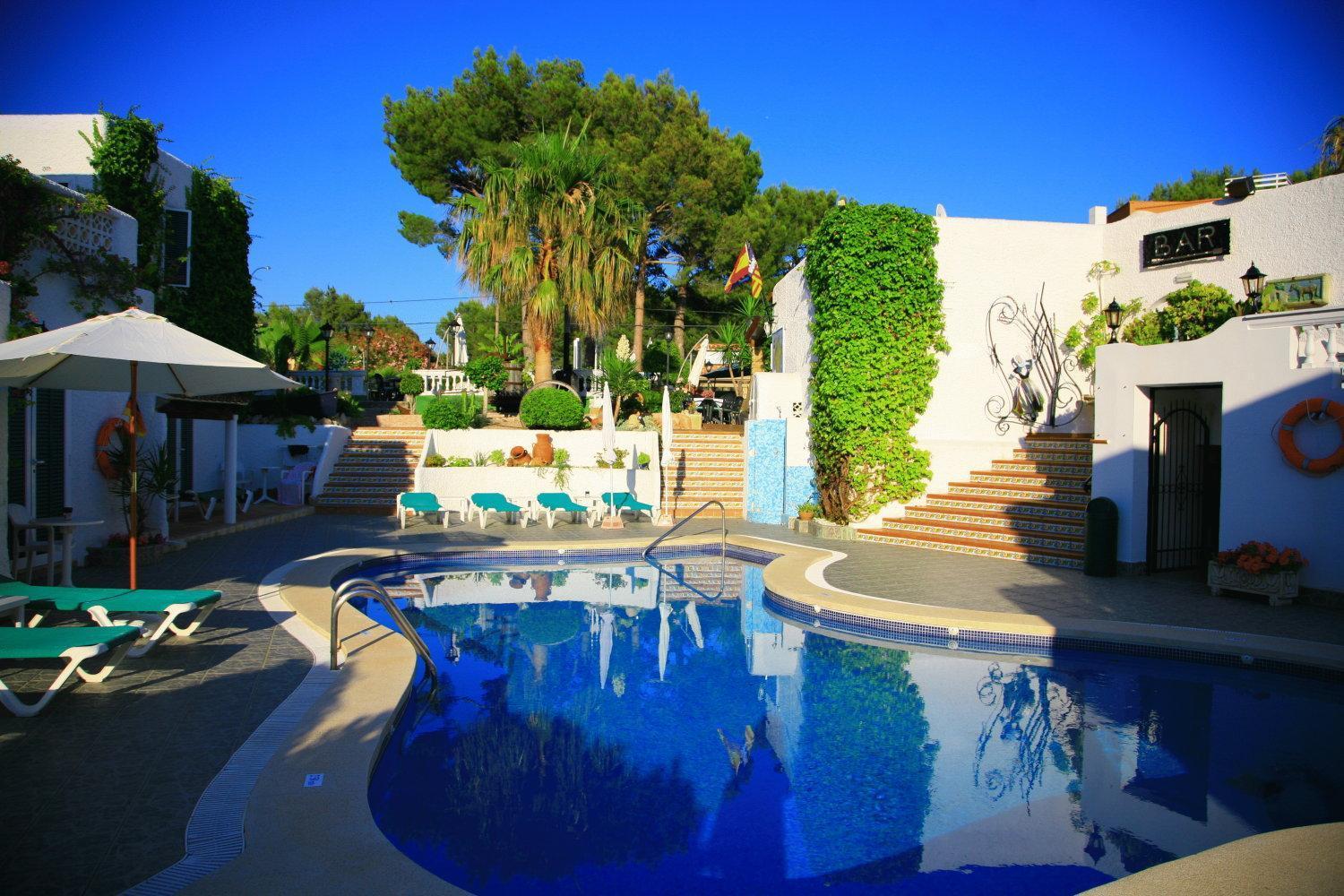 Villa Columbus Family Boutique Hotel Peguera Exterior photo